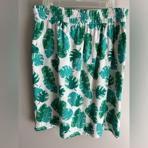 Women’s J Crew Factory tropical leaf print pull on skirt, Size M